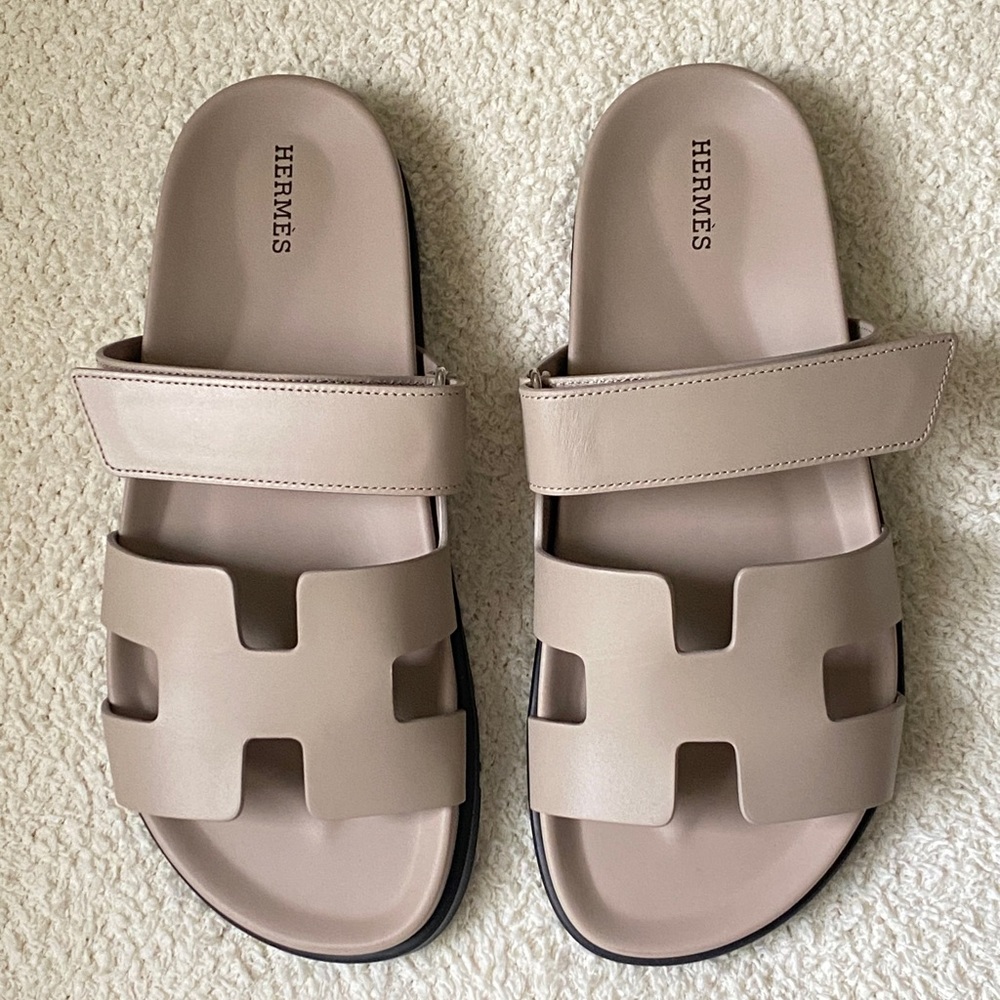 NEW Hermès Beige Mastic Calfskin Women's Chypre Sandals Size 40 EU NIB